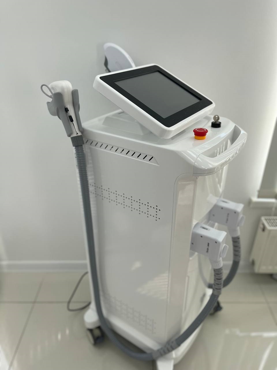 Гибридный лазер (755/808/1064 + Elos) "Beauty instrument Hybrid Prof" (напольный)