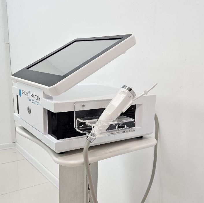 Аппарат Face Sculptor-1 микроигольчатый RF-лифтинг (настольный корпус). Патент №233236