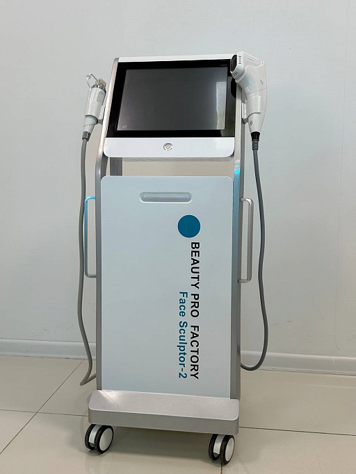 Купить Аппарат Face Sculptor-2 (hifu 3 картр 1.5, 3.0 и 4.5 + микроигольчатый RF-лифтинг, напольный корпус). Патент №233236 по цене 