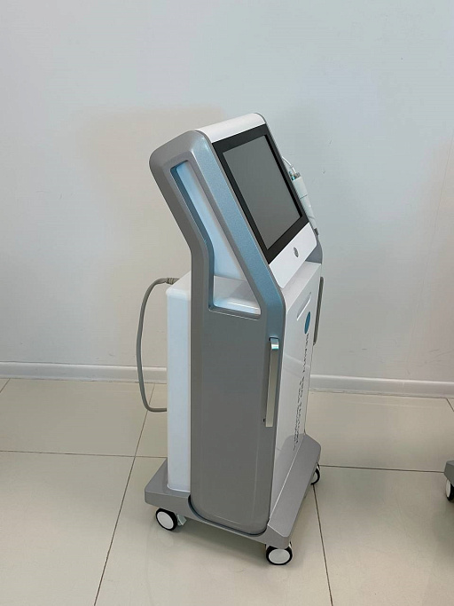 Купить Аппарат микроигольчатого RF Face Sculptor-1 (напольный корпус). Патент №233236 по цене 