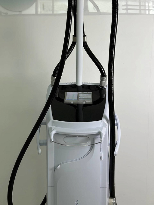 Купить Аппарат вакуумно-роликового массажа по типу LPG 2 в 1 (по телу и лицу) iVaks по цене