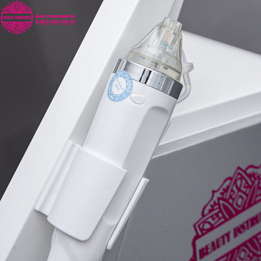 Купить Аппарат Lifting Expert (hifu 3 картр 1.5, 3.0 и 4.5 + микроигольчатый RF-лифтинг) по цене