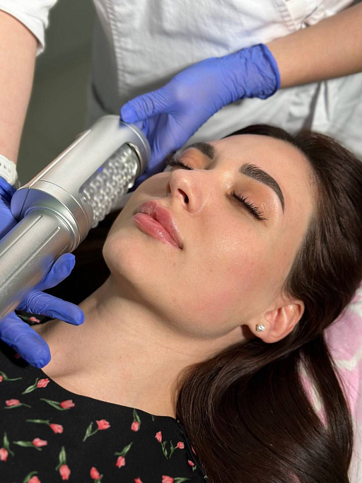 Купить Курс "Косметик-эстетист, специалист по предоставлению бытовых косметических услуг" по цене 