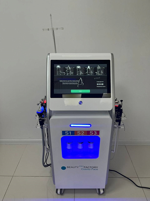 Купить Комбайн косметологический CosmoFace 10 в 1: газожидкостный пилинг, гидропилинг, УЗ-чистка, УЗ-фонофорез, микротоки, биполярный RF-лифтинг, крио-молоточек, массаж гуаша, кислородная процедура (пр-во Бьюти ПроФактори)  по цене 